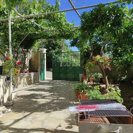 Gjata Apartmán *